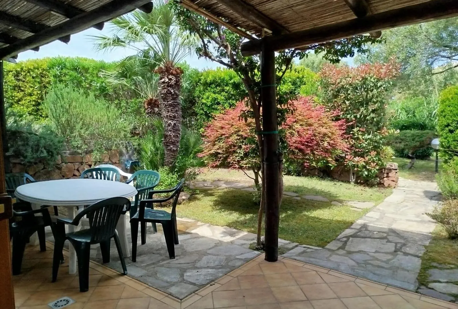 Oasi Boungaville Porto San Paolo